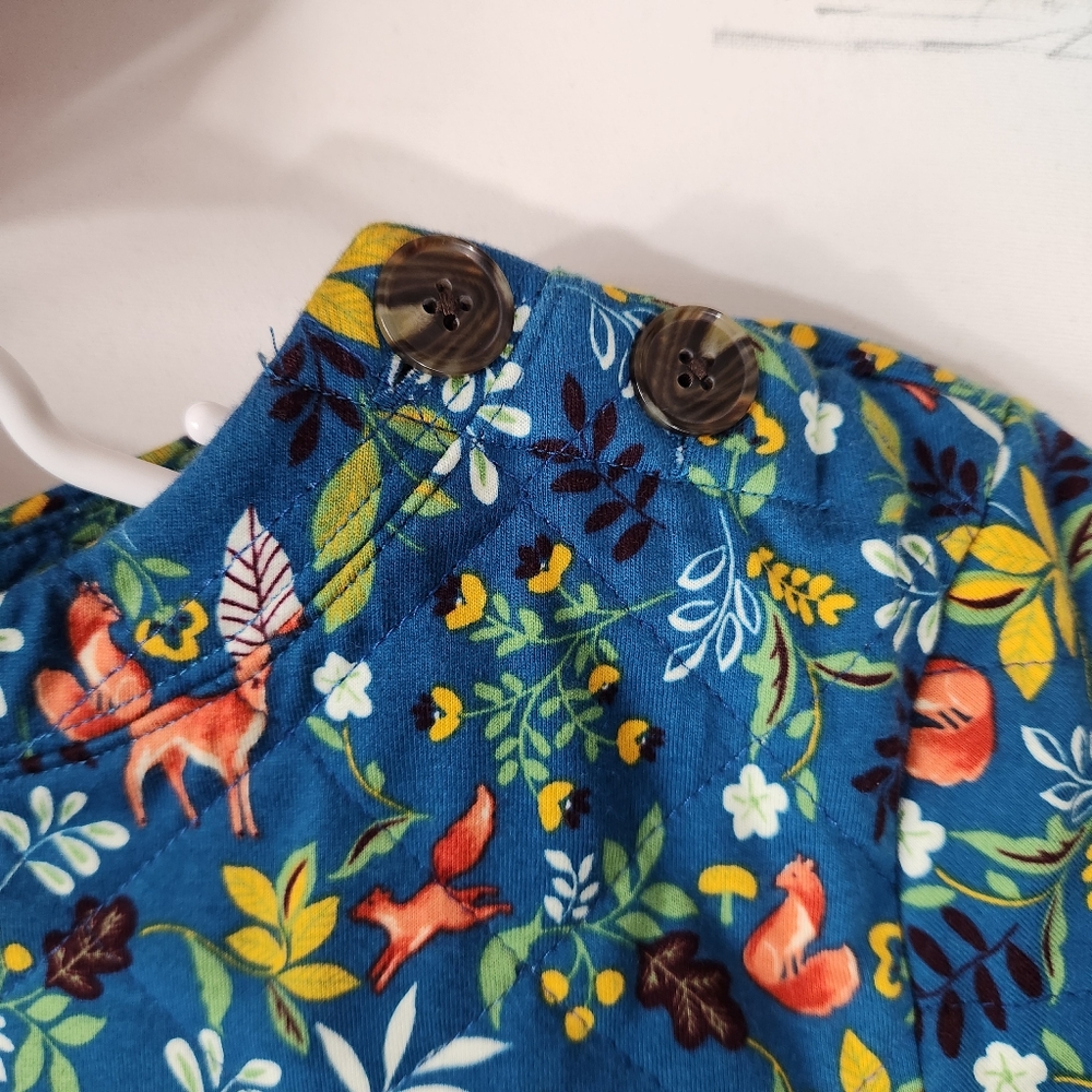 Talbots Quilted Top Woodland Animals Pullover Blue Cottage Core Large - Picture 9 of 9